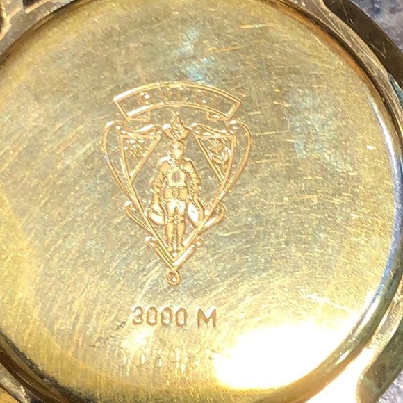 Vintage Gucci Gold Used Watch Men’s Unisex - Picture 7 of 8